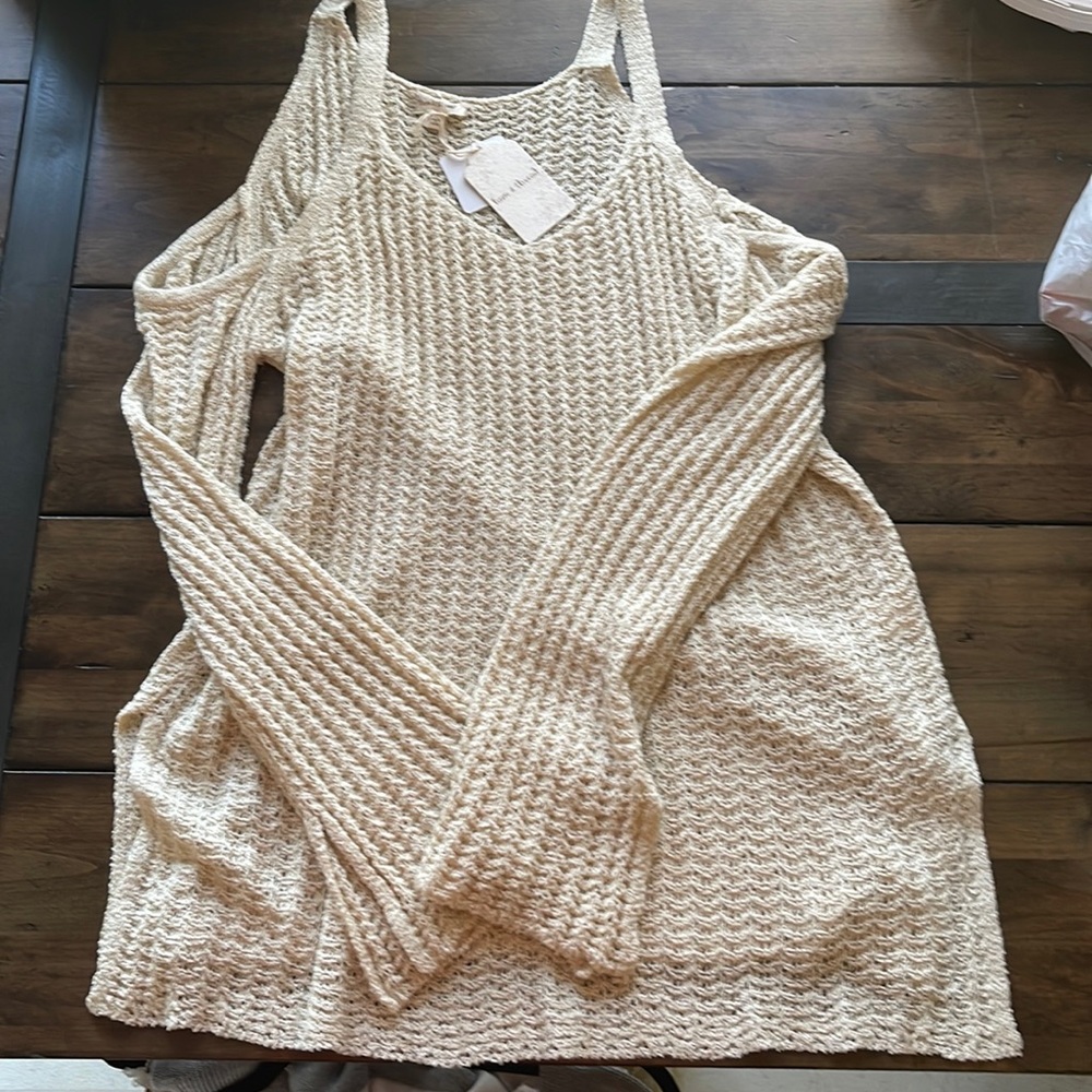 Vici sweater